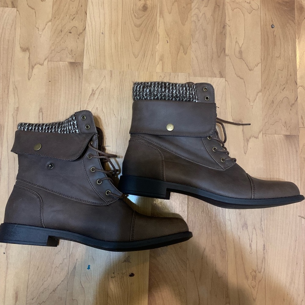 Just Fab boots